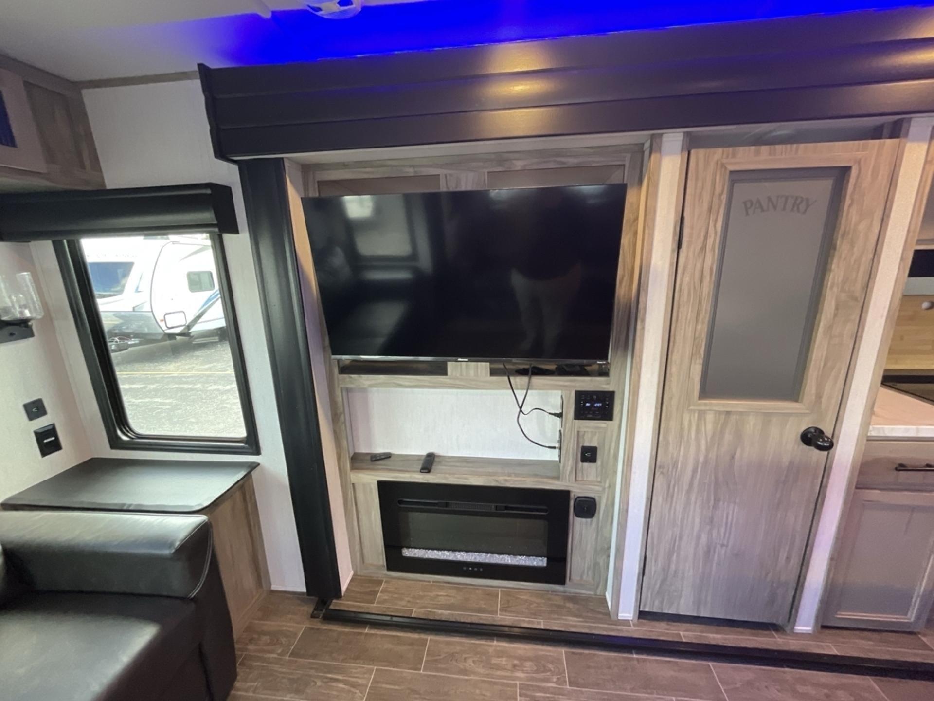 2022 FOREST RIVER CHEROKEE 264RL