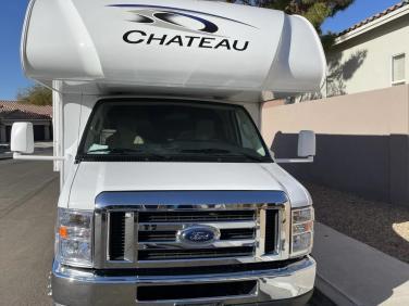 2022 THOR MOTOR COACH CHATEAU 22E