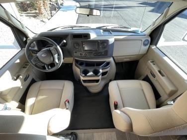 2022 THOR MOTOR COACH CHATEAU 22E