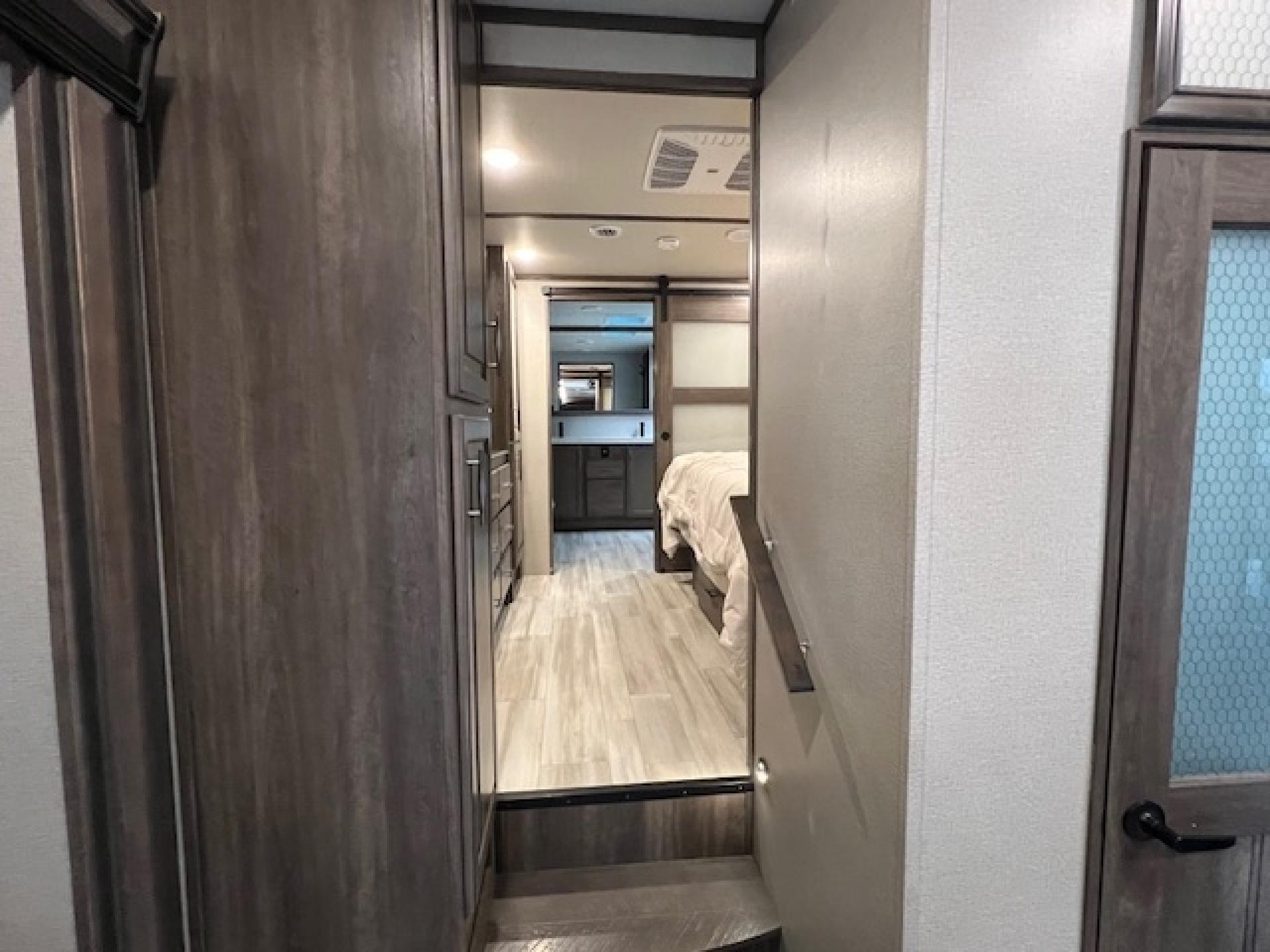 2022 GRAND DESIGN SOLITUDE 380FL