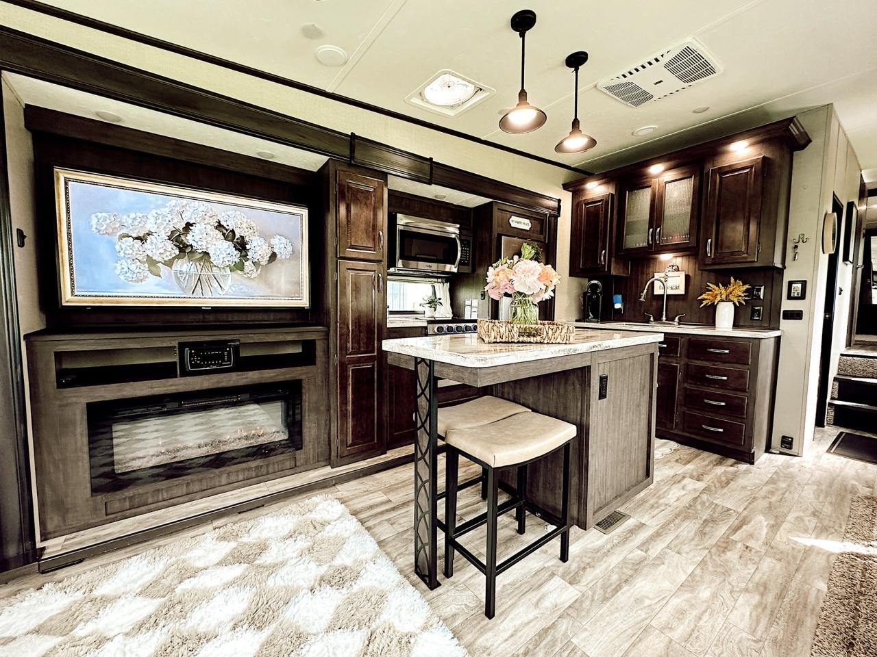 2020 SHASTA PHOENIX 360BH