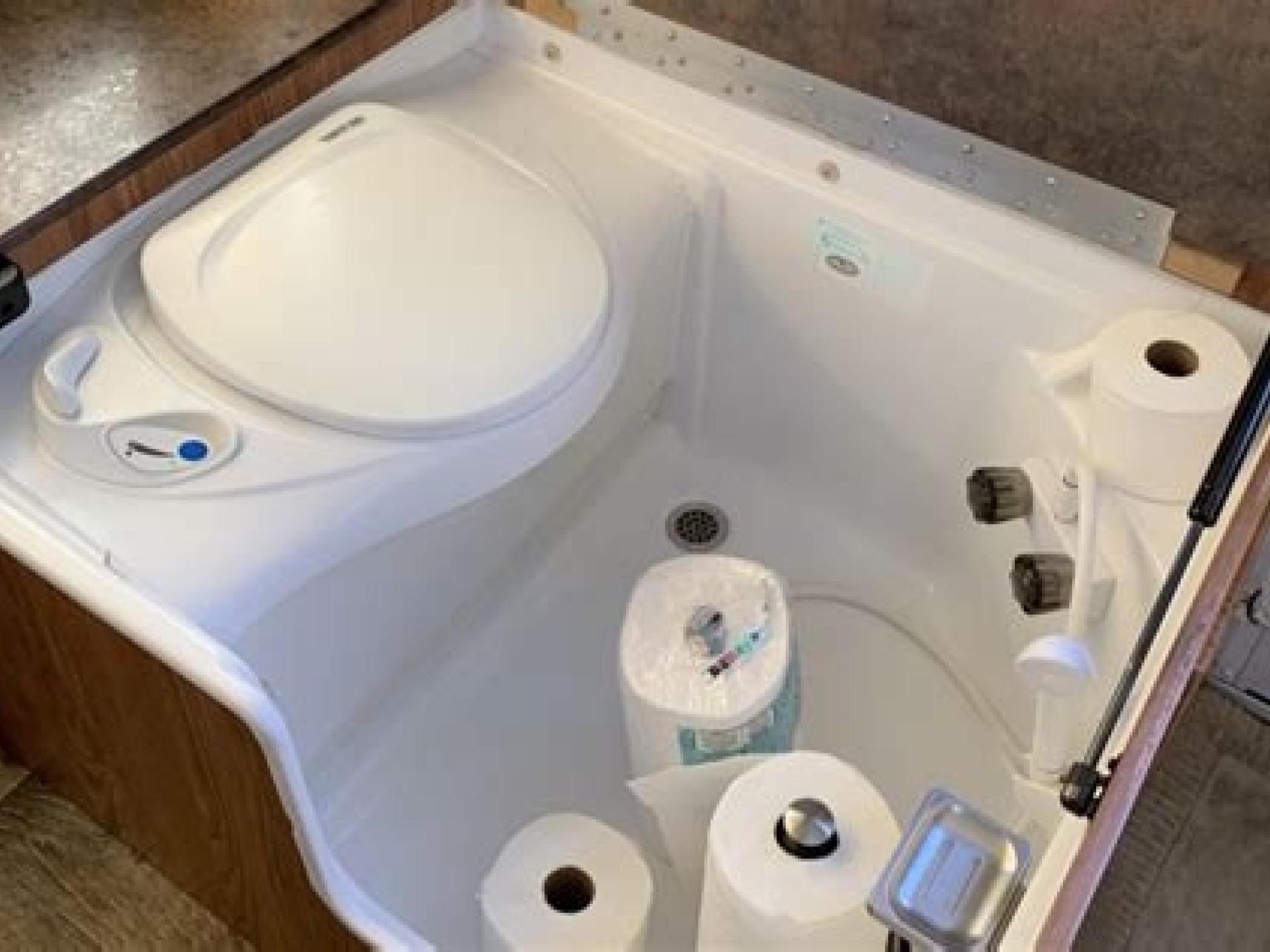 2014 FOREST RIVER ROCKWOOD Rockwood Forest River 2280