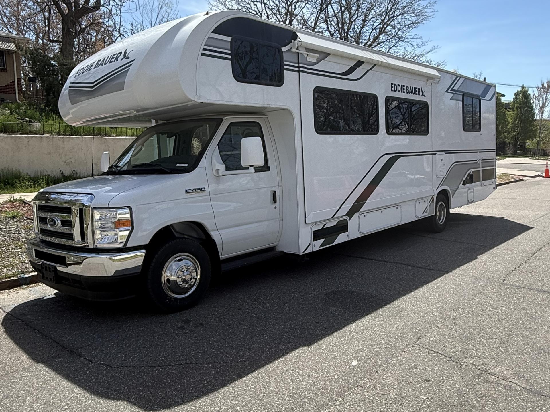 2025 THOR MOTOR COACH EDDIE BAUER 31EB