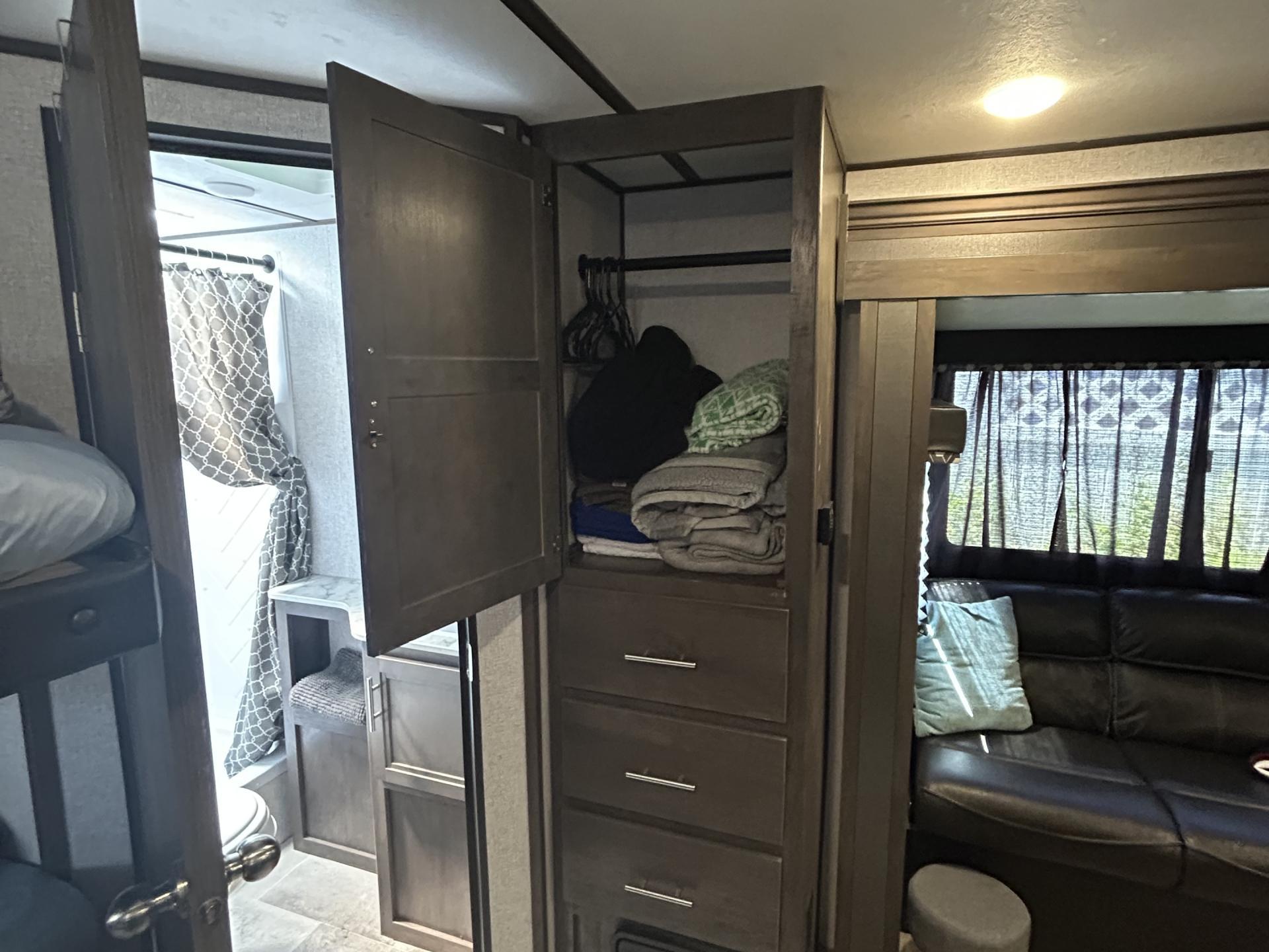 2021 COLEMAN COLEMAN LANTERN 24BH