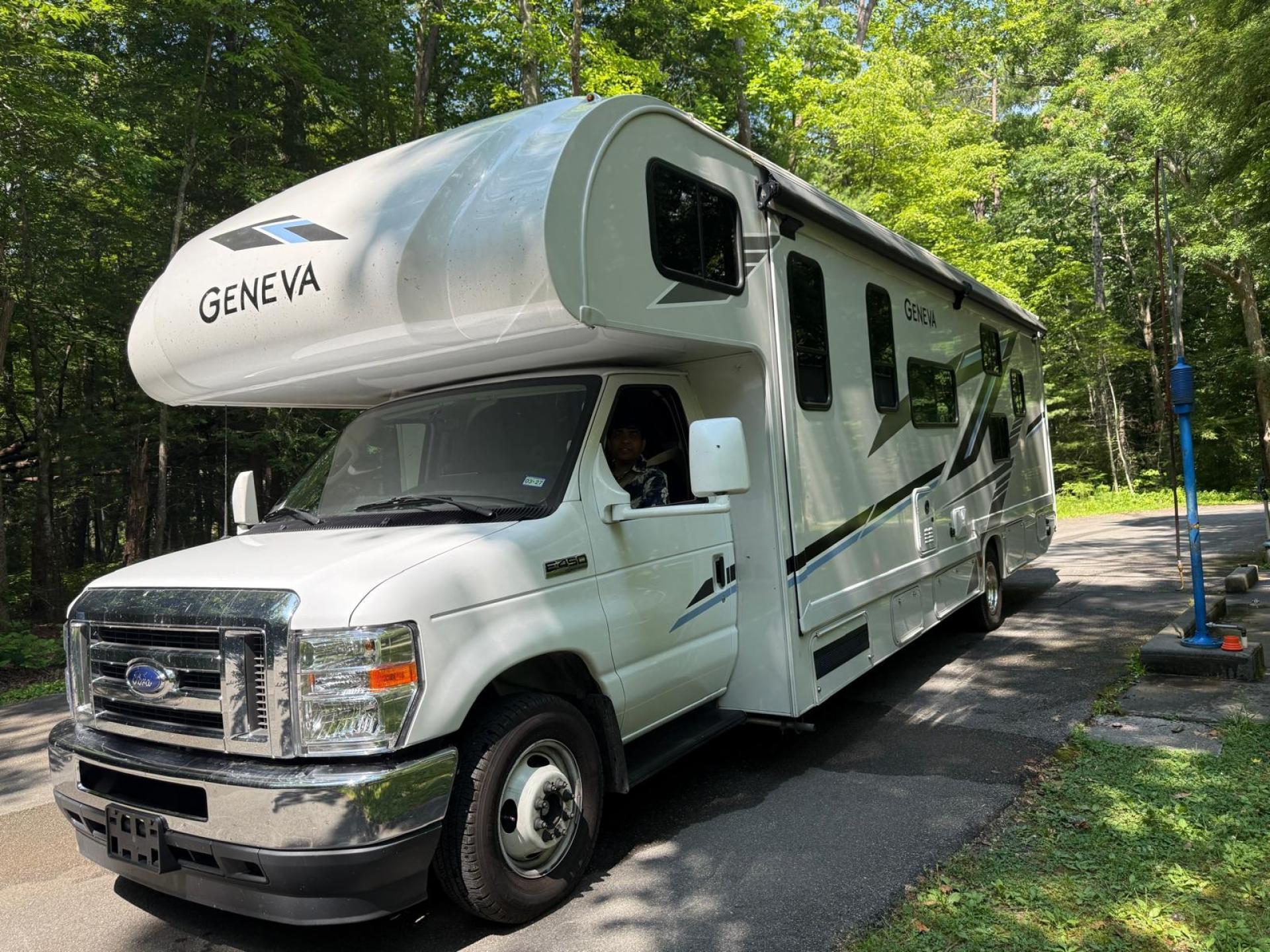 2025 THOR MOTOR COACH Geneva 31VT