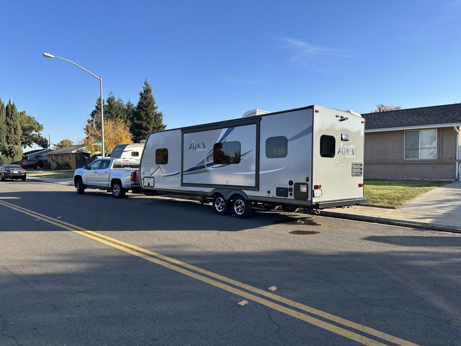 2017 COACHMEN APEX 258RKS
