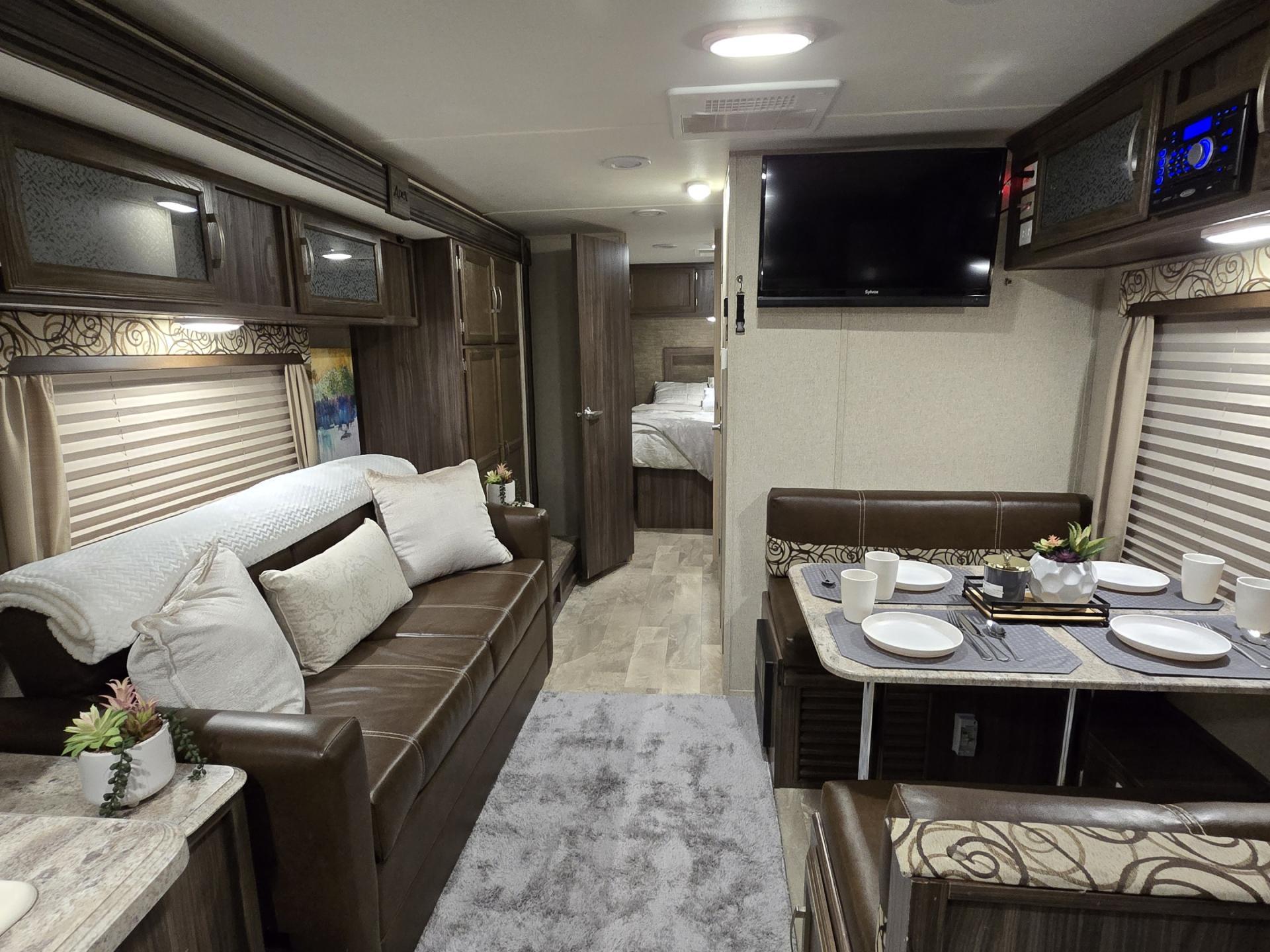 2017 COACHMEN APEX 258RKS
