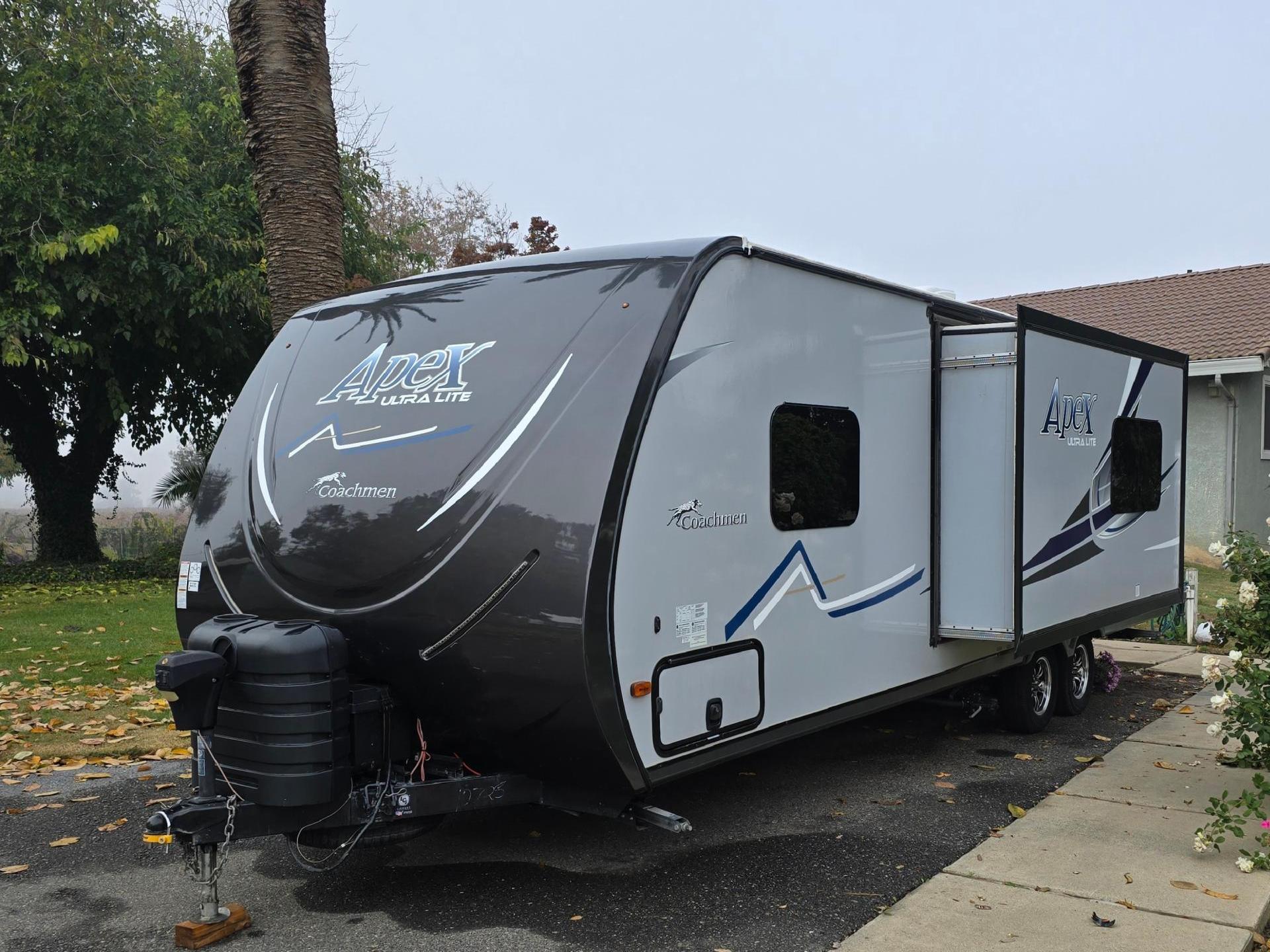 2017 COACHMEN APEX 258RKS