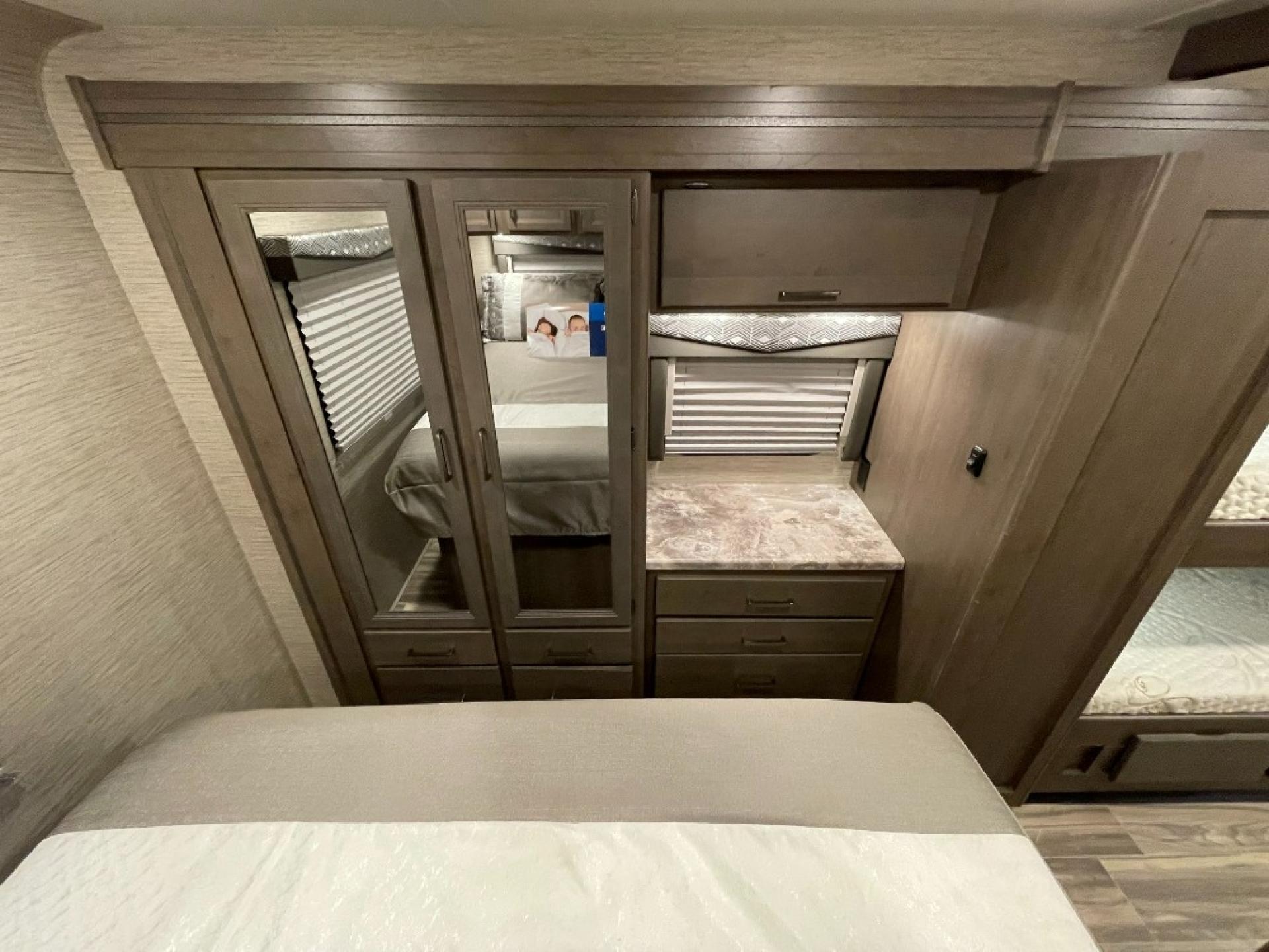 2023 THOR MOTOR COACH FOUR WINDS 31EV