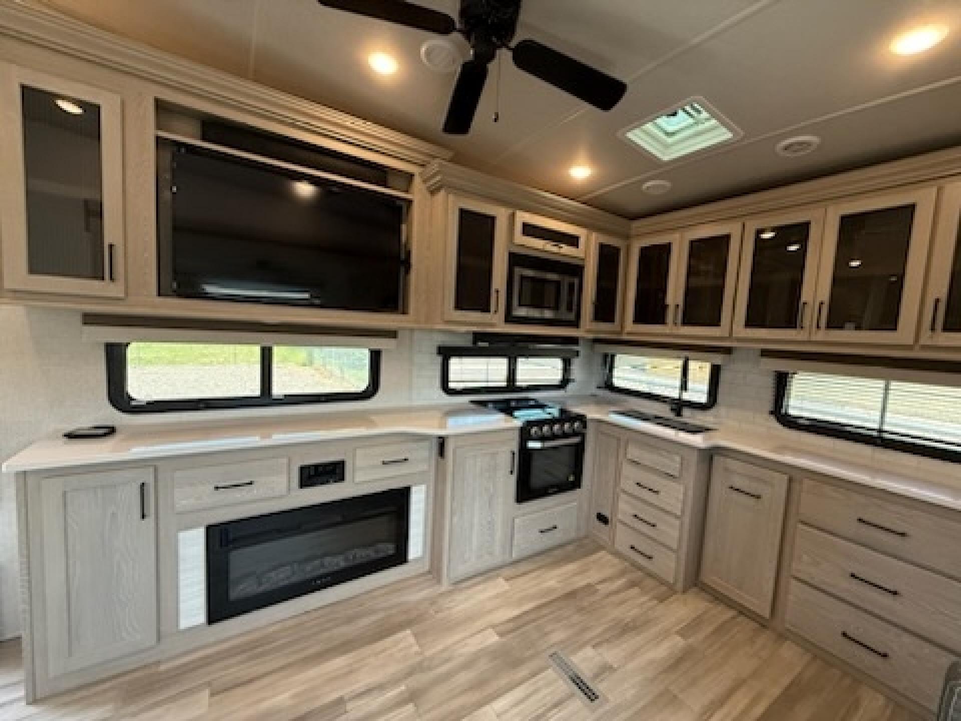 2022 FOREST RIVER ROCKWOOD ULTRA LITE 2622RK