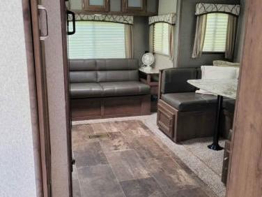 2019 KEYSTONE PASSPORT 2520RLWE
