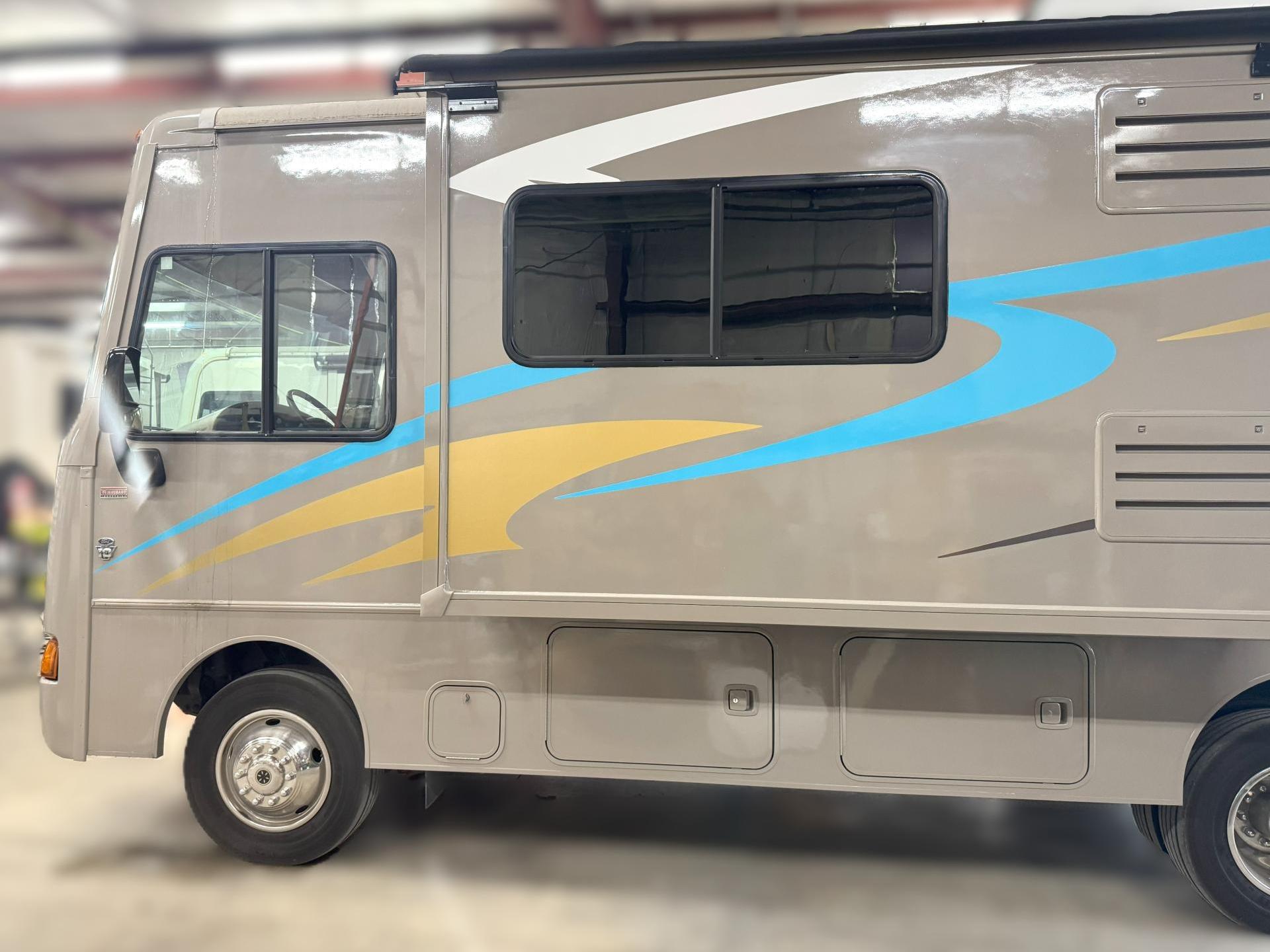 2014 ITASCA SUNSTAR 26HE