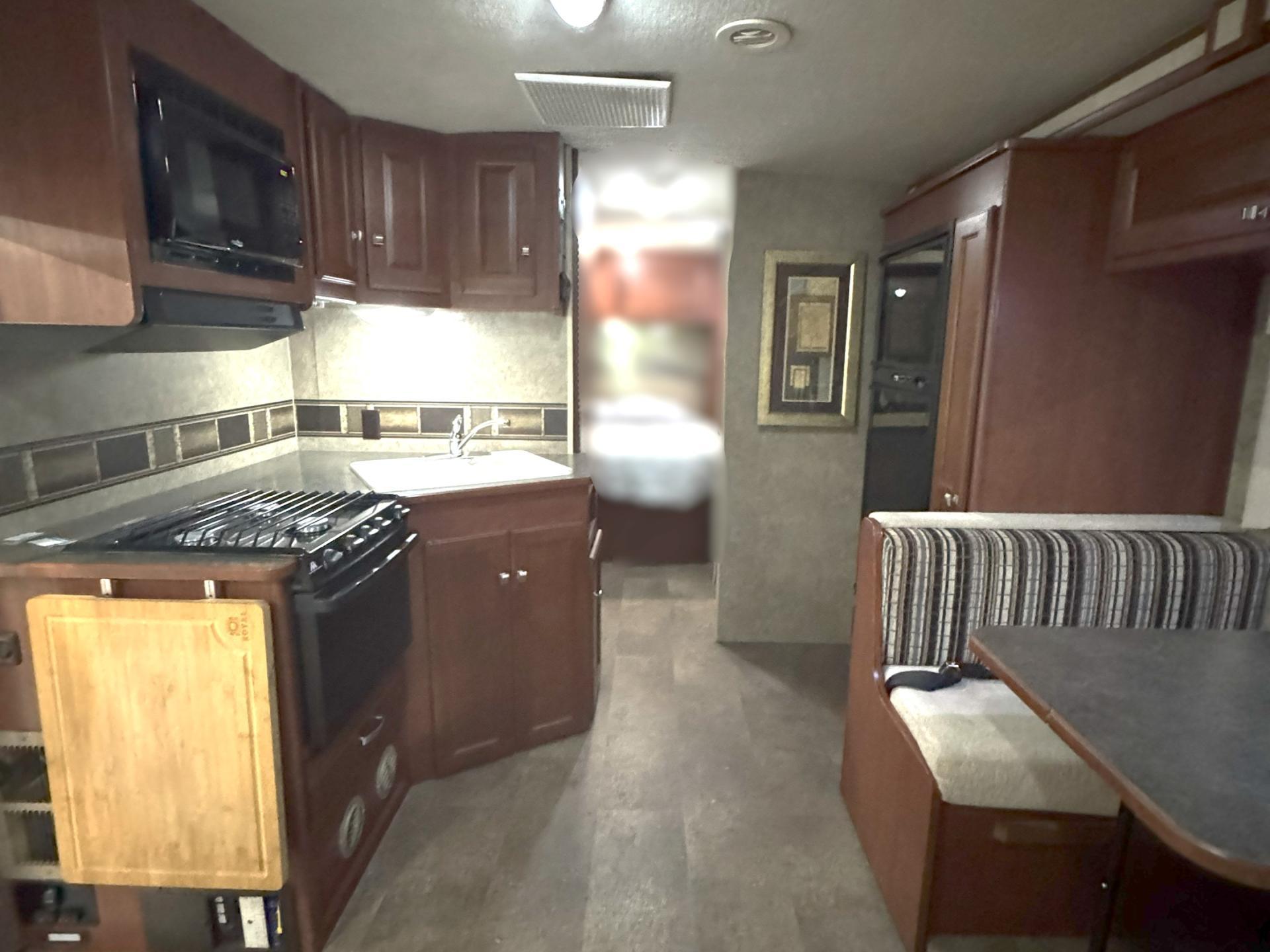 2014 ITASCA SUNSTAR 26HE