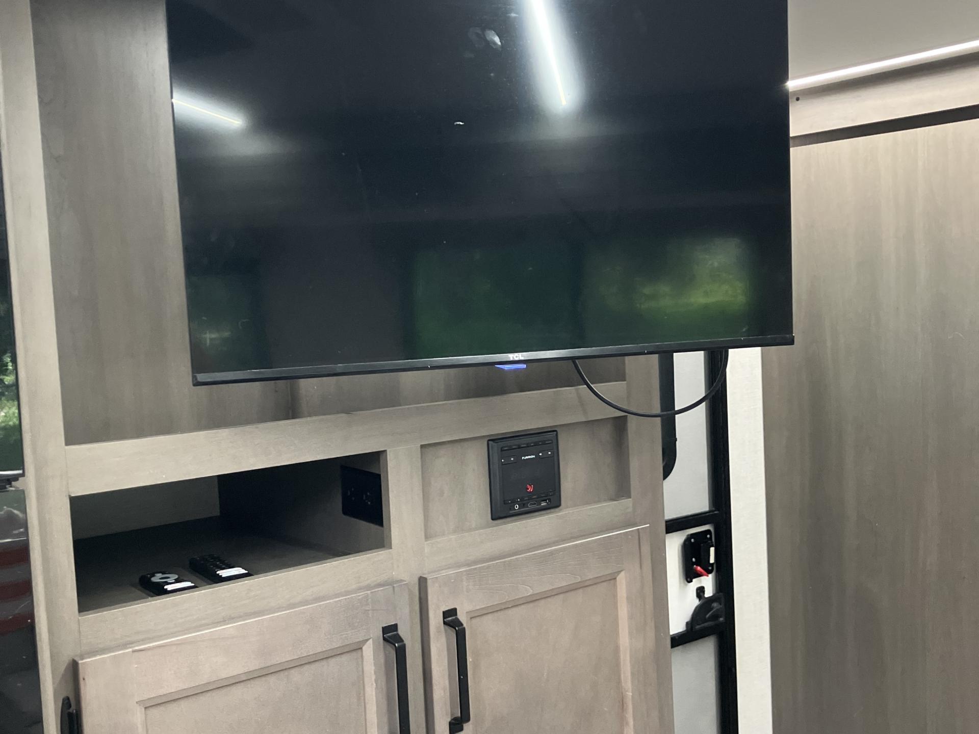 2024 GRAND DESIGN TRANSCEND XPLOR 321BH