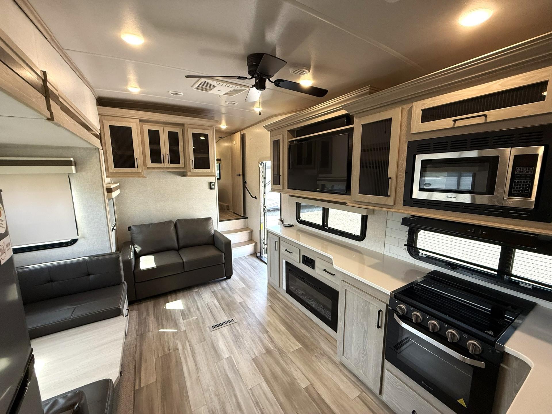 2022 FOREST RIVER ROCKWOOD ULTRA LITE 2622RK