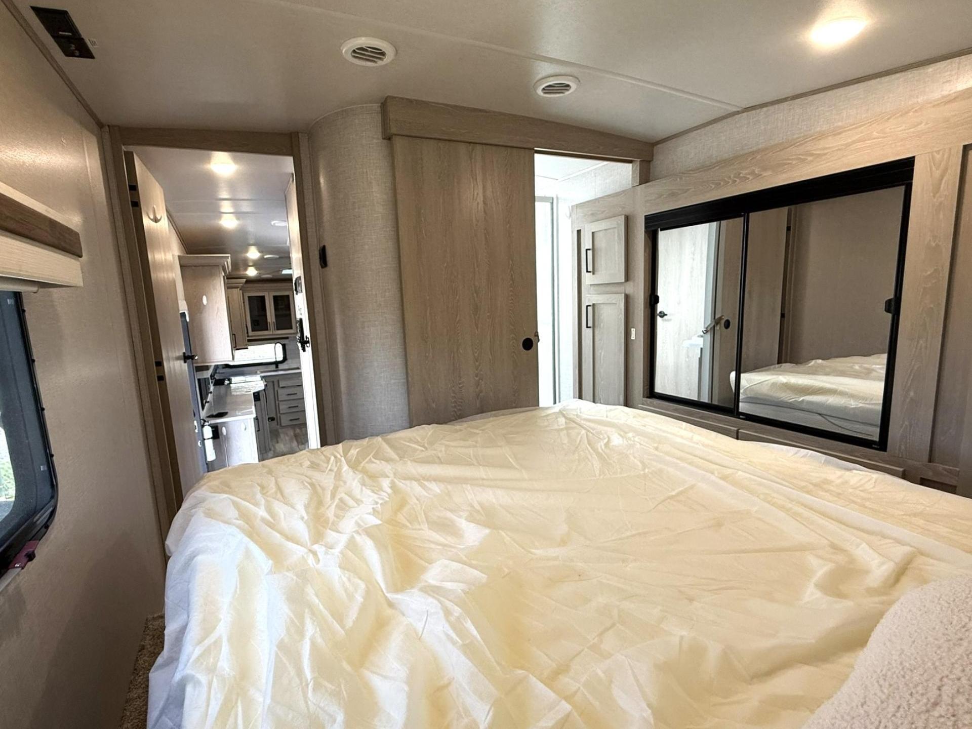 2022 FOREST RIVER ROCKWOOD ULTRA LITE 2622RK