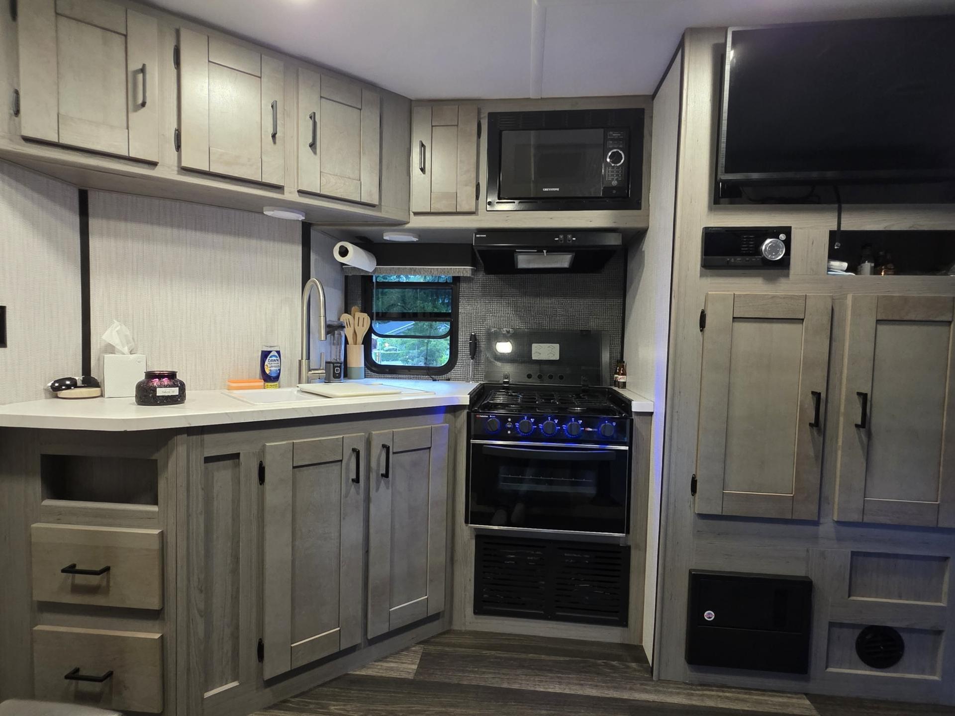 2021 HEARTLAND MALLARD IDM251BH