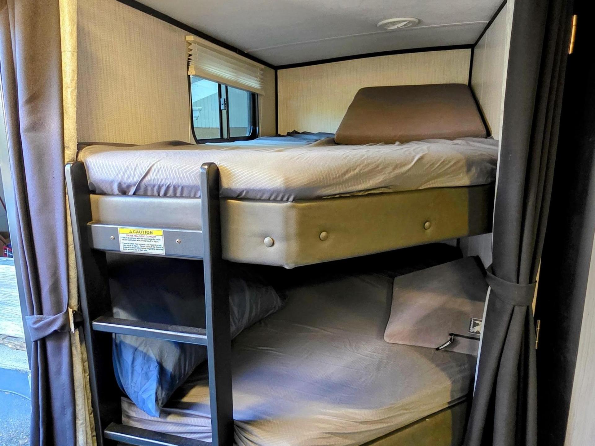 2021 HEARTLAND MALLARD IDM251BH