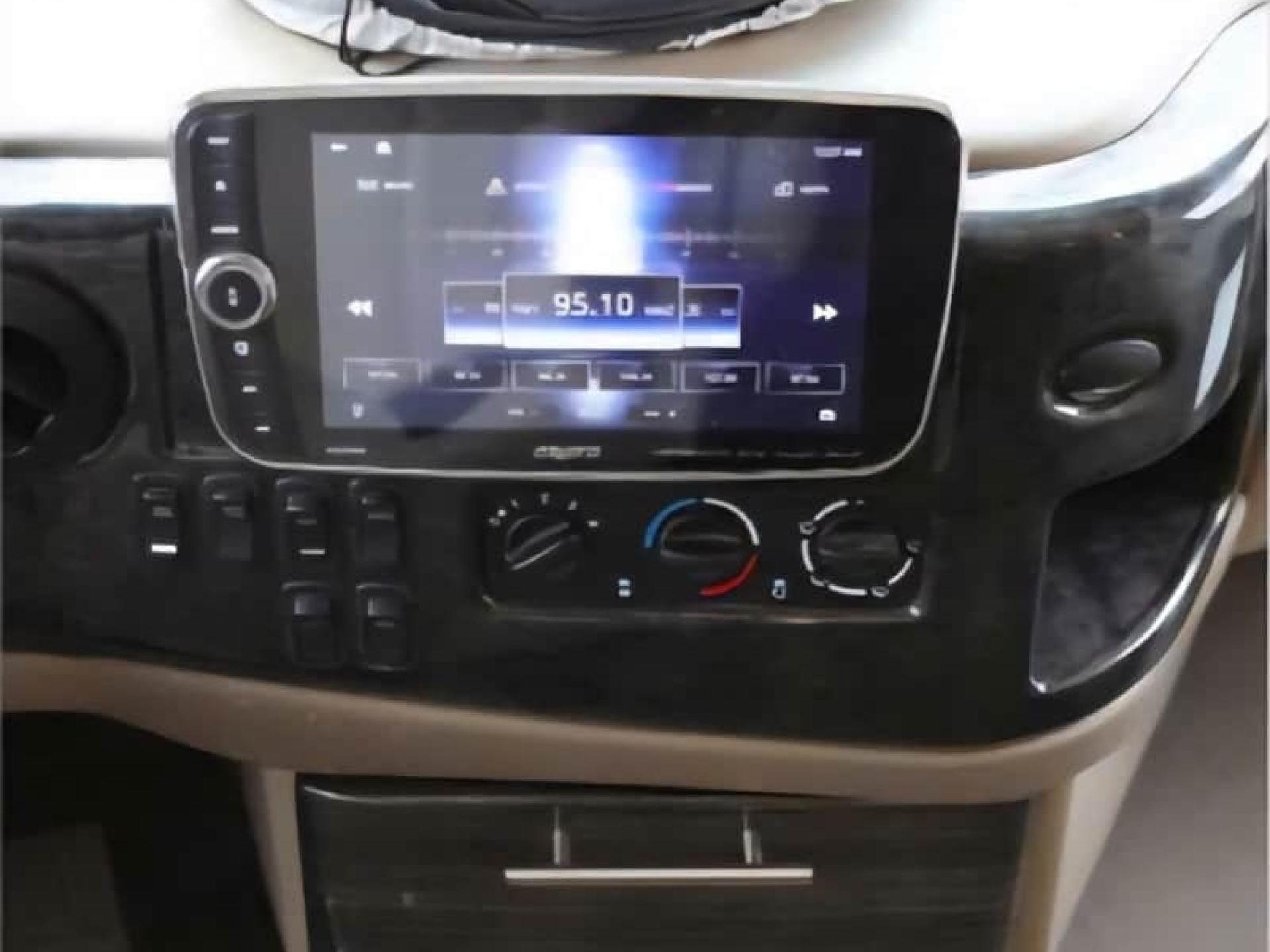 2022 THOR MOTOR COACH PALAZZO 33.6