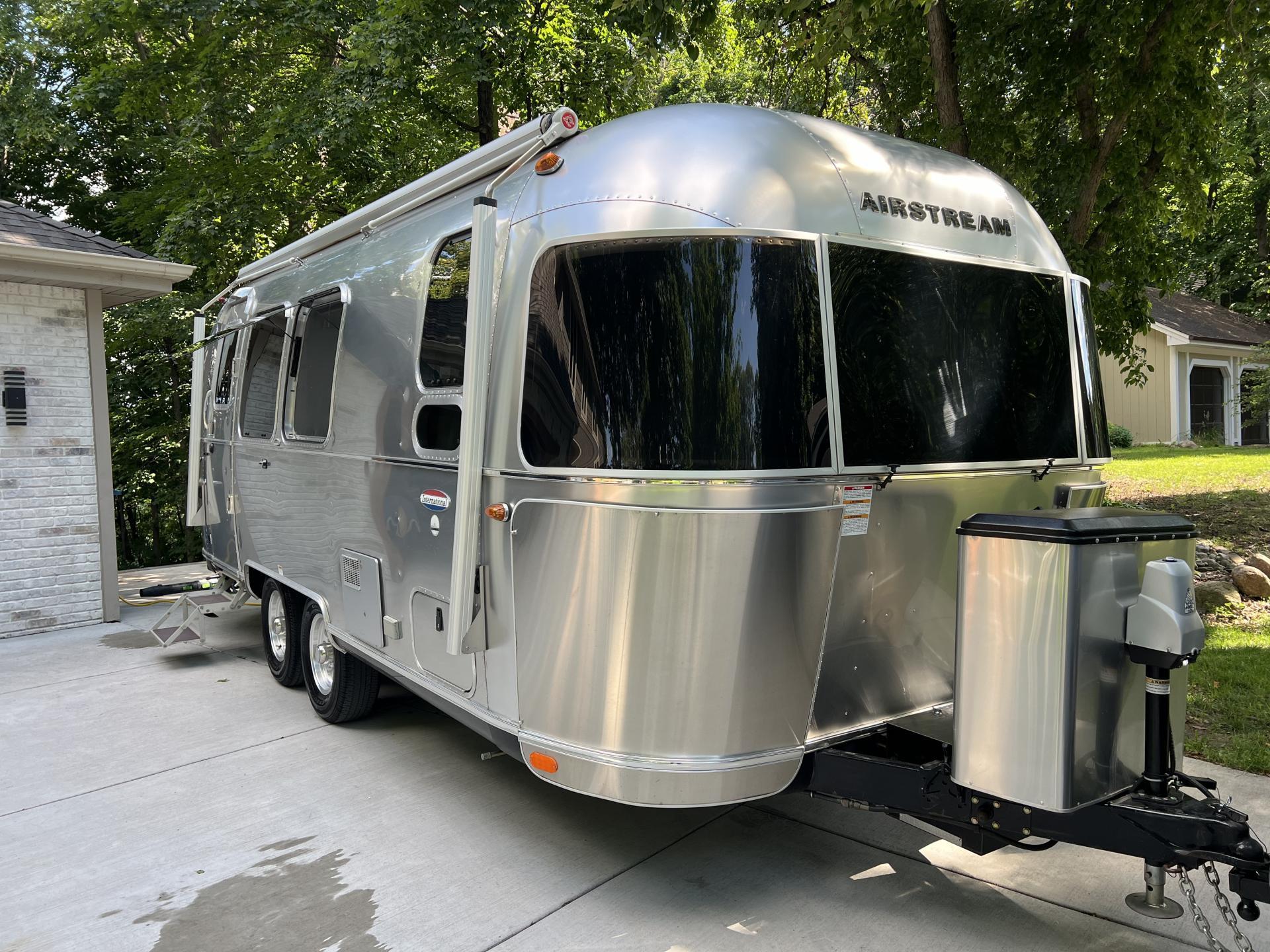 2018 AIRSTREAM INTERNATIONAL SERENITY 23FB