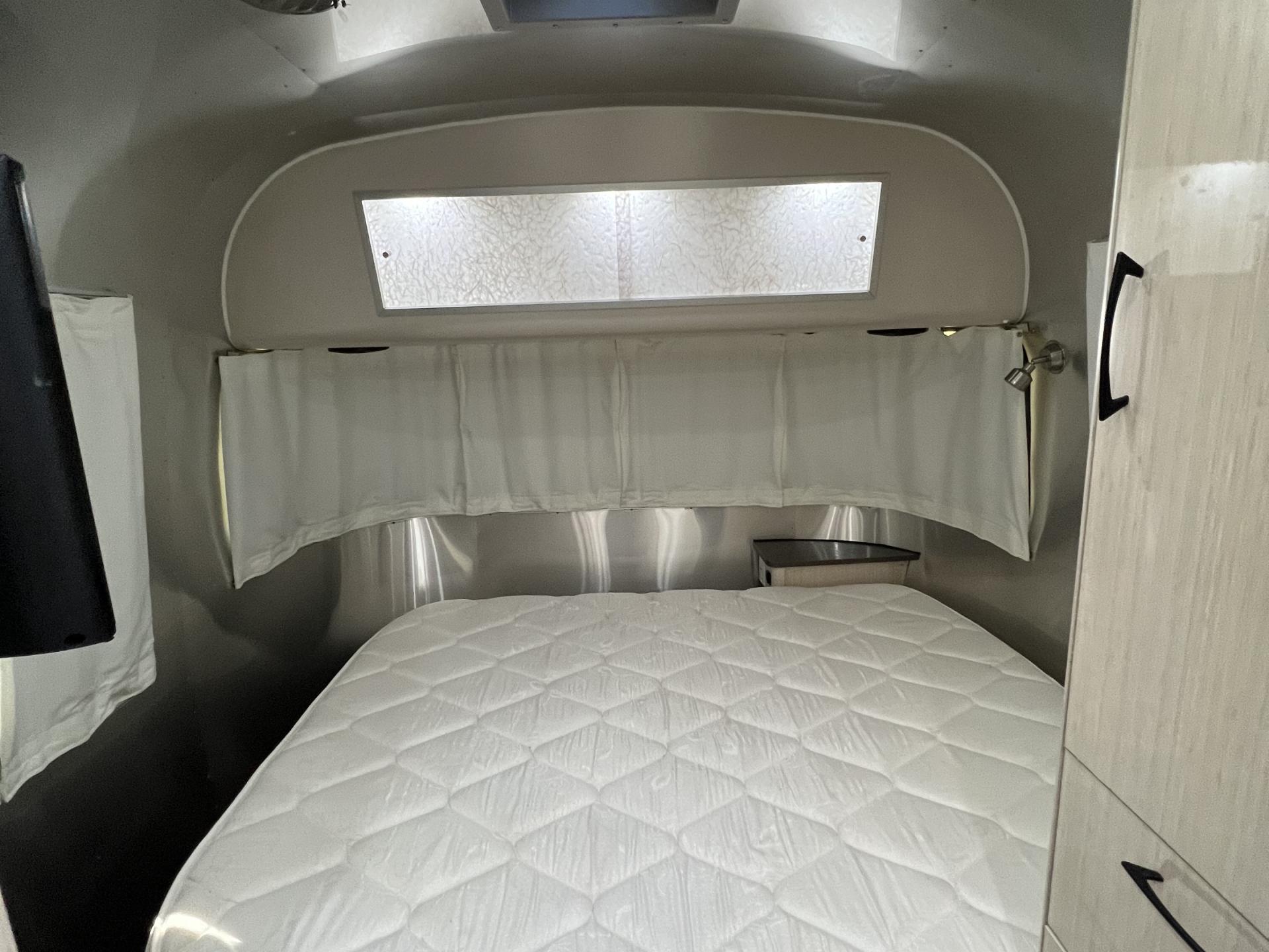 2018 AIRSTREAM INTERNATIONAL SERENITY 23FB