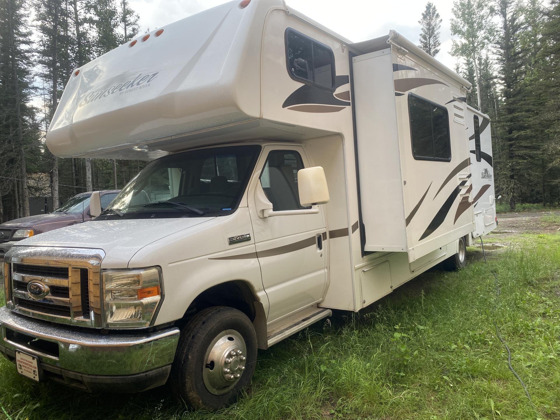 2011 FOREST RIVER SUNSEEKER 3120DS