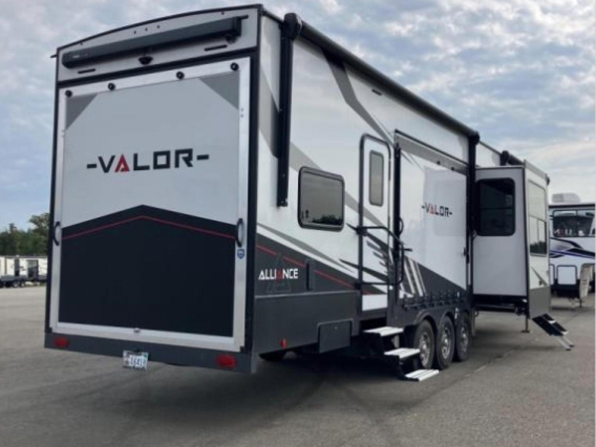 2022 ALLIANCE VALOR 42v13