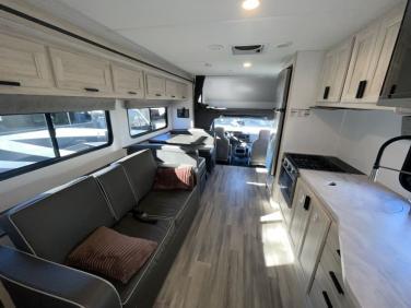 2023 FOREST RIVER SUNSEEKER 2550DSLE Ford