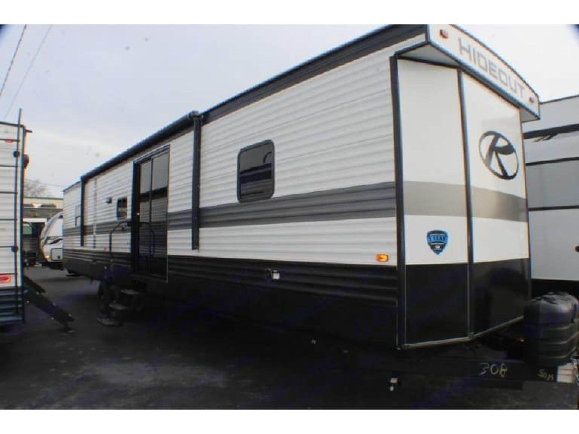 2025 KEYSTONE HIDEOUT 38DBD