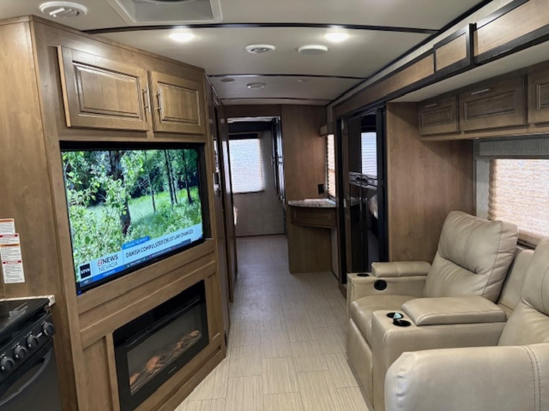 2019 FOREST RIVER FR3 33DS