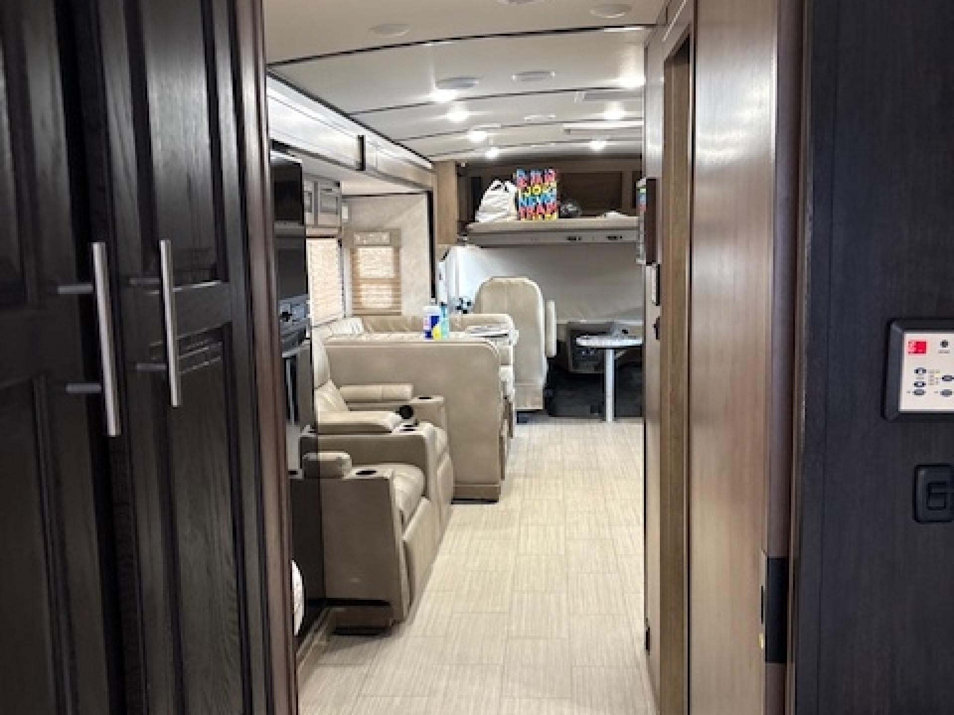 2019 FOREST RIVER FR3 33DS