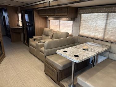 2019 FOREST RIVER FR3 33DS
