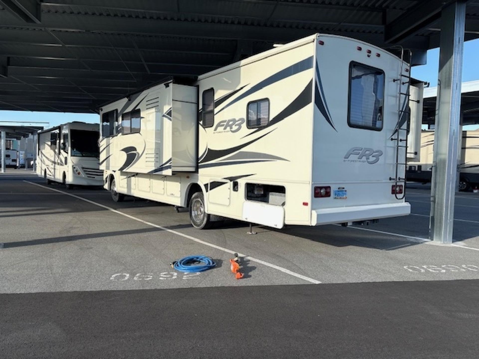 2019 FOREST RIVER FR3 33DS