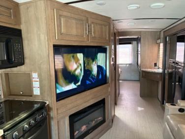 2019 FOREST RIVER FR3 33DS