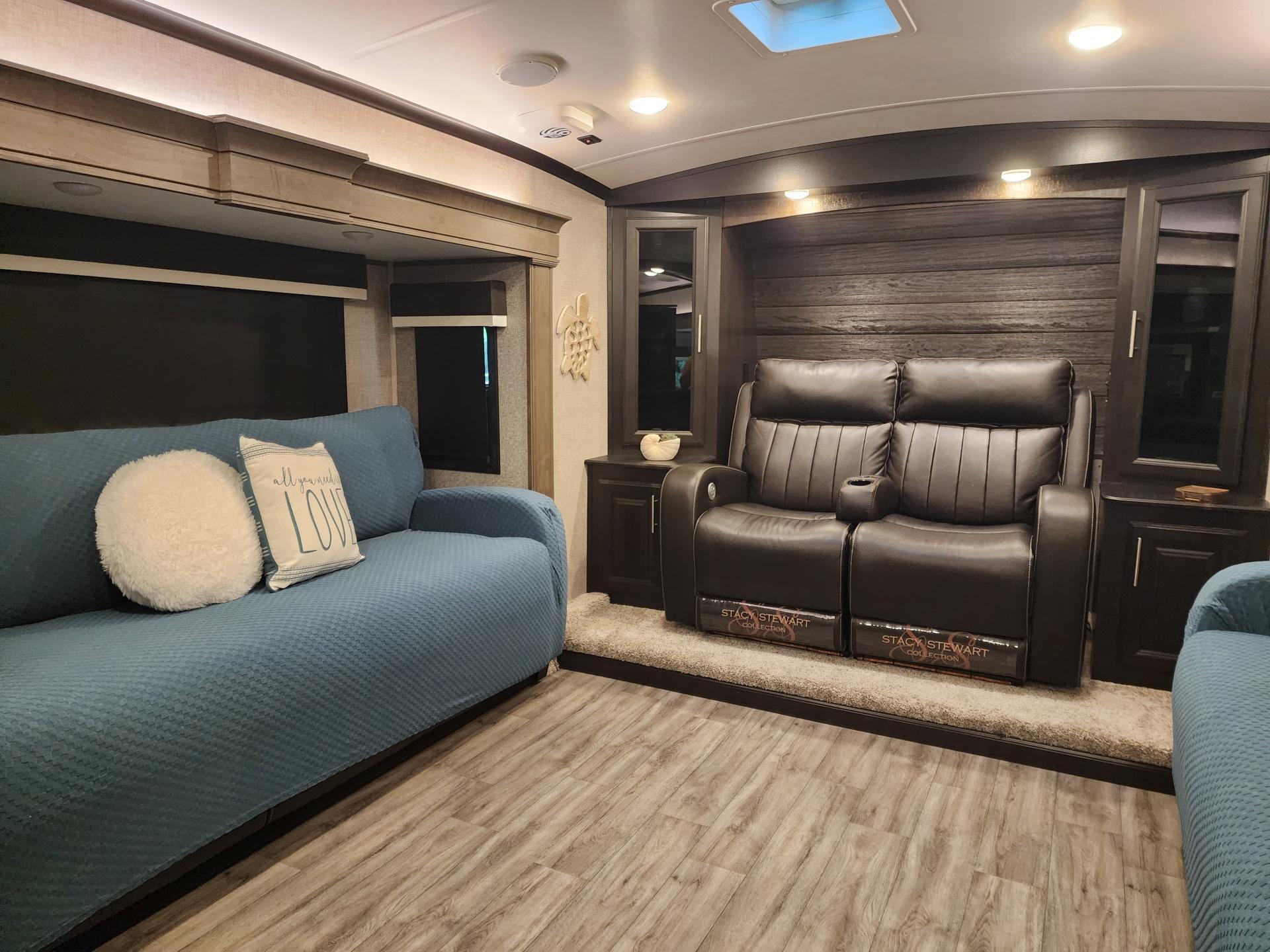 2022 JAYCO NORTH POINT 382FLRB