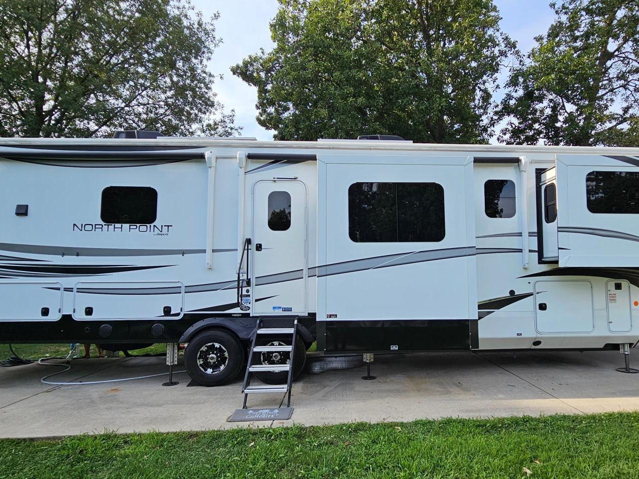 2022 JAYCO NORTH POINT 382FLRB