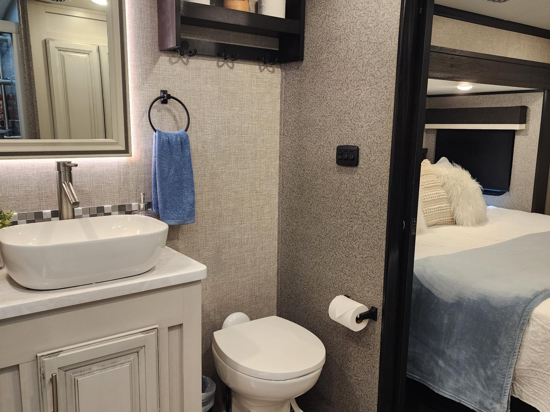 2022 JAYCO NORTH POINT 382FLRB