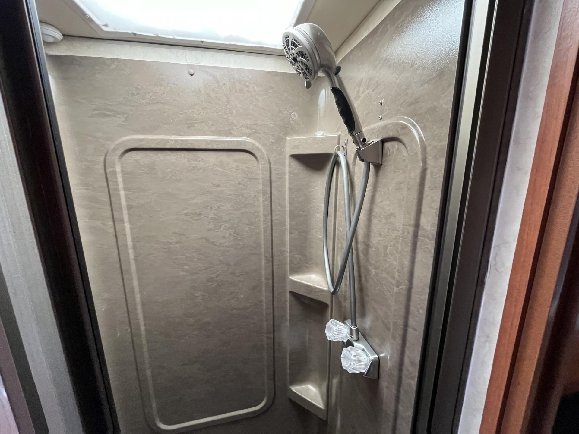 2013 COACHMEN CONCORD 300TS