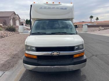 2013 COACHMEN CONCORD 300TS