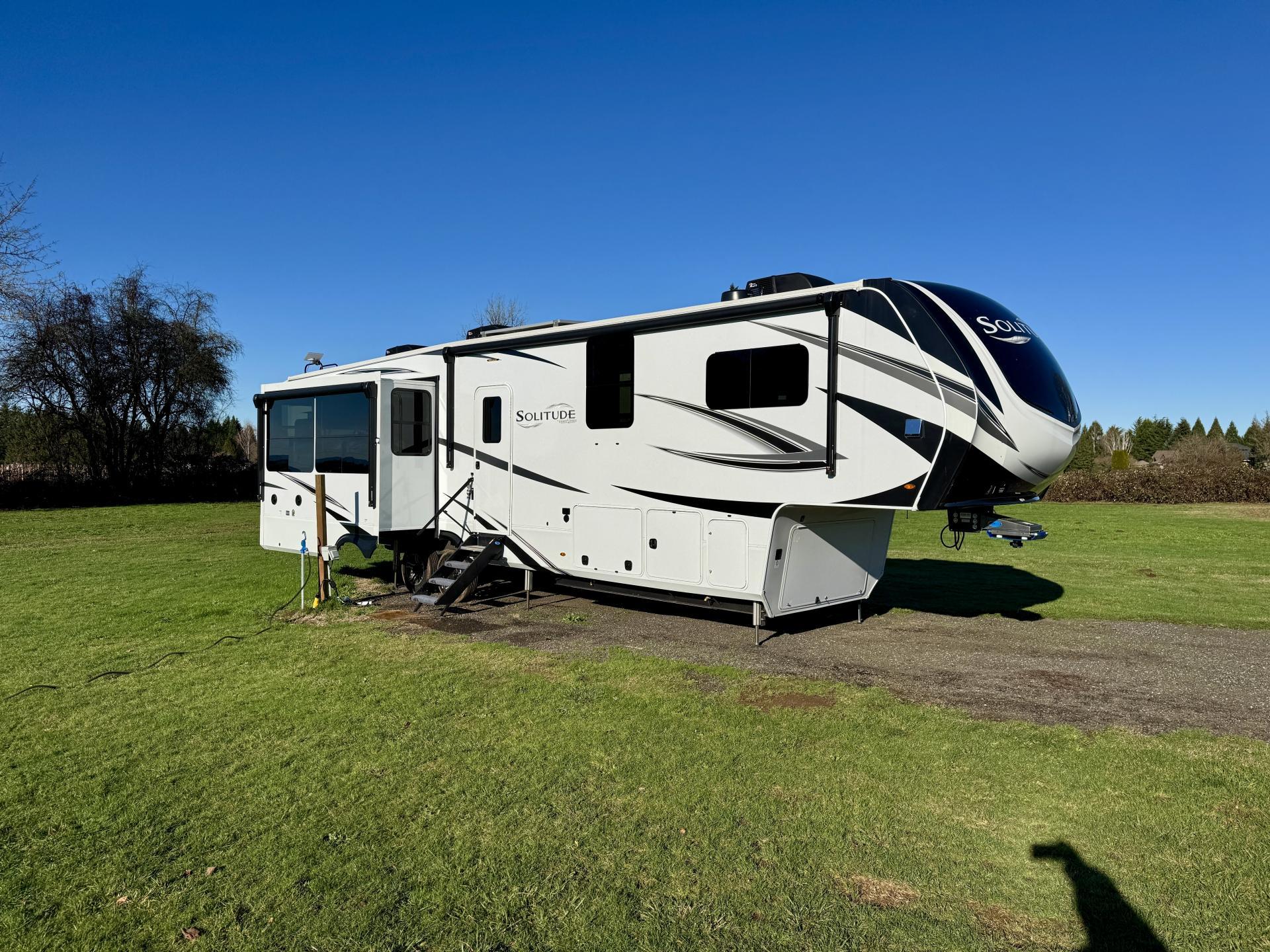 2025 GRAND DESIGN SOLITUDE 378MBS
