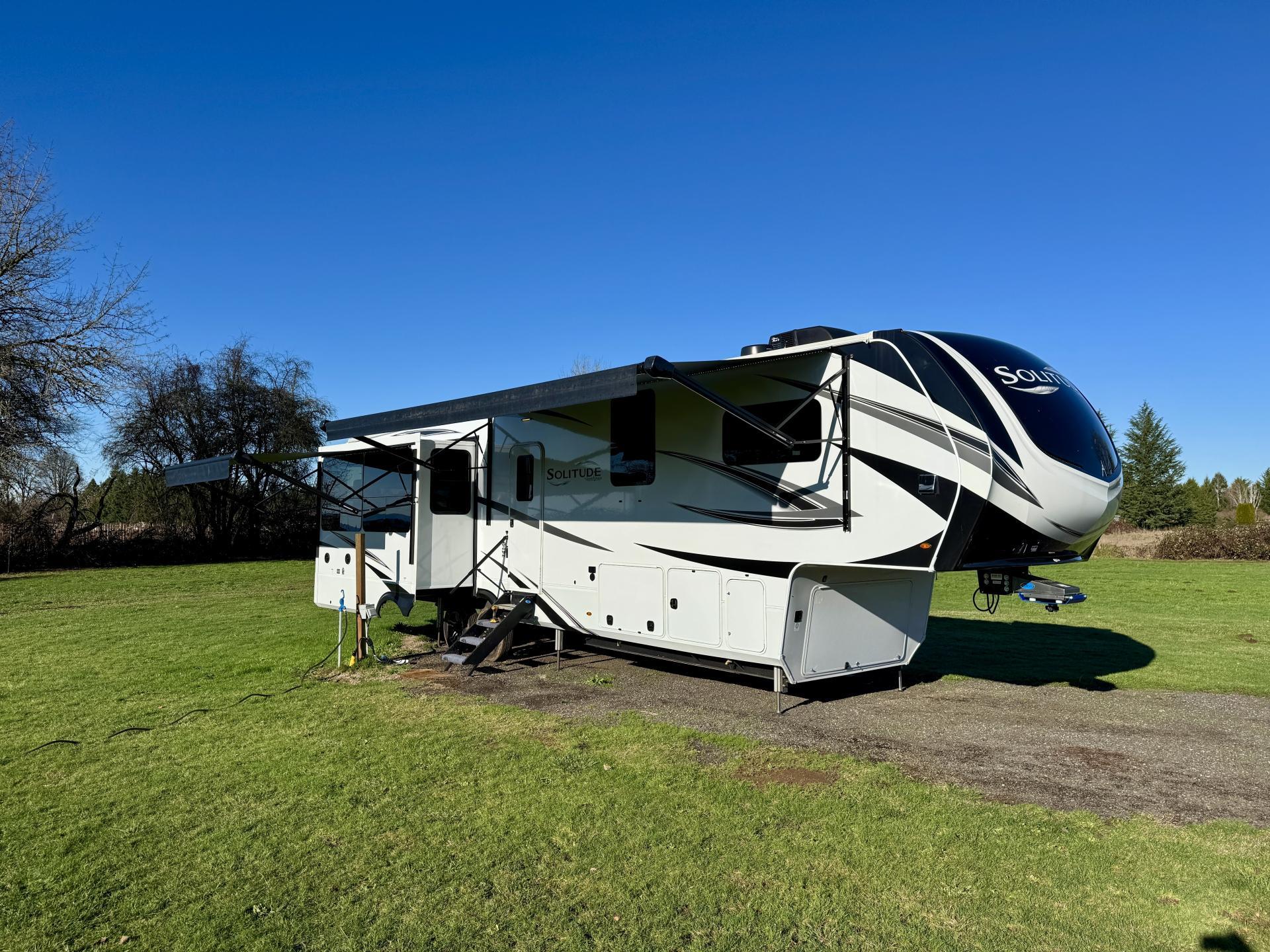 2025 GRAND DESIGN SOLITUDE 378MBS