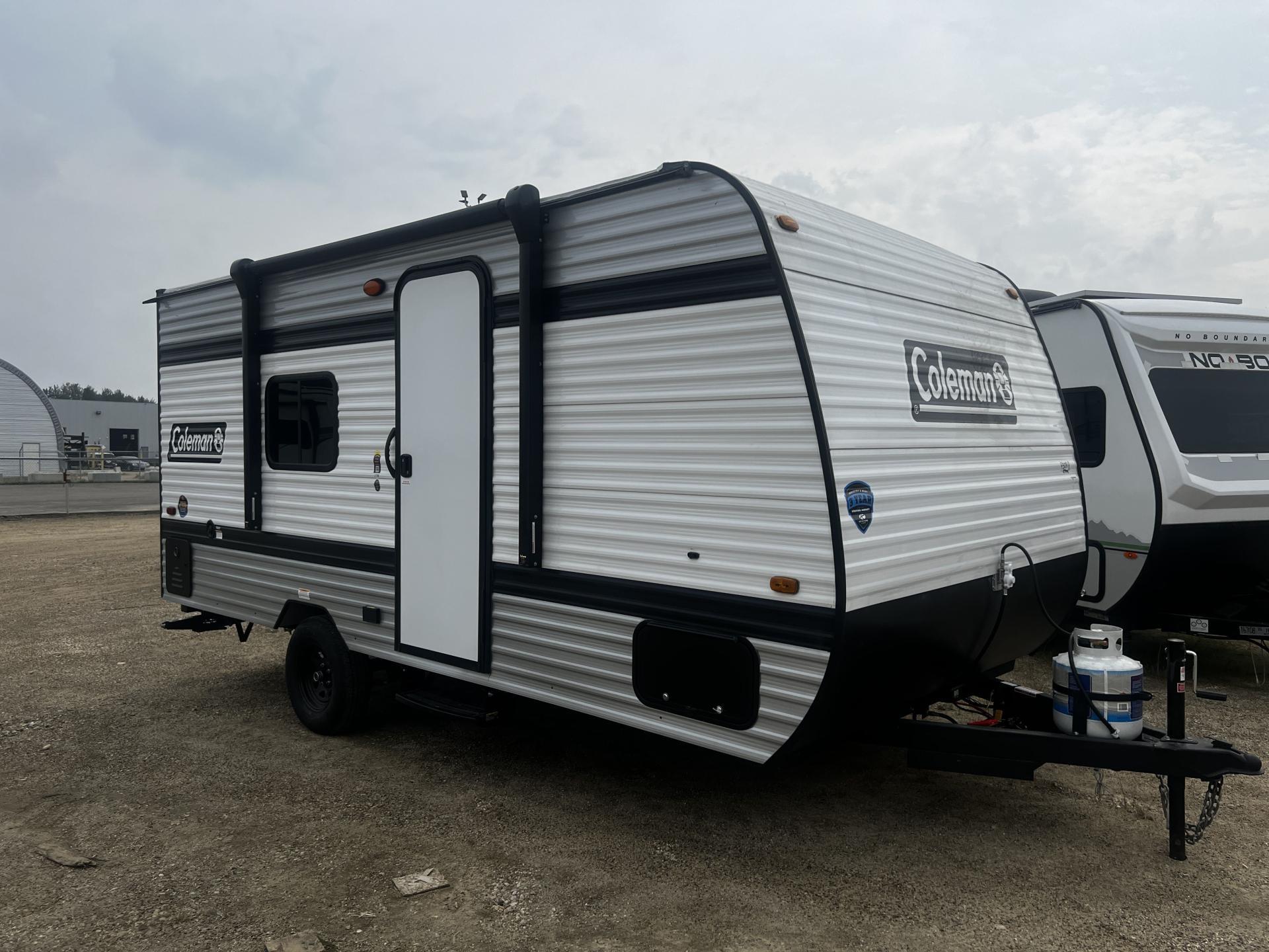 2025 COLEMAN Lantern 17r
