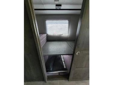2022 COACHMEN MIRADA 35ES