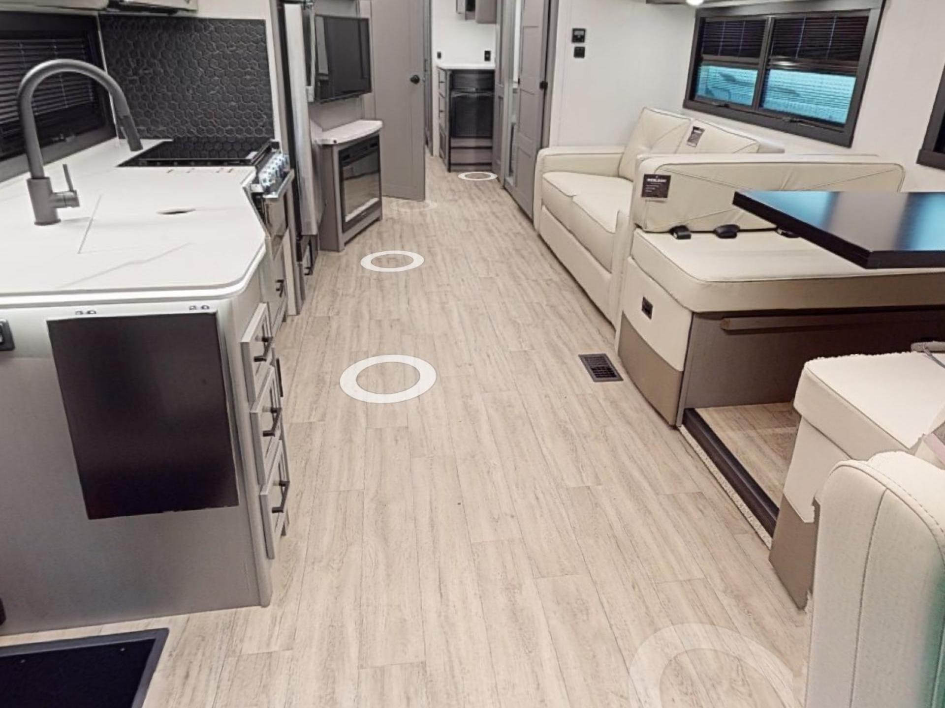 2022 COACHMEN MIRADA 35ES