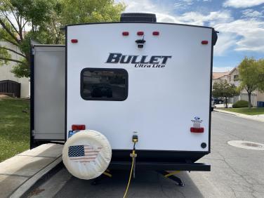 2021 KEYSTONE BULLET 331BHS
