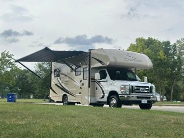 2017 THOR MOTOR COACH CHATEAU 24C