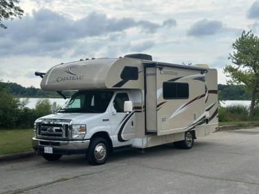 2017 THOR MOTOR COACH CHATEAU 24C