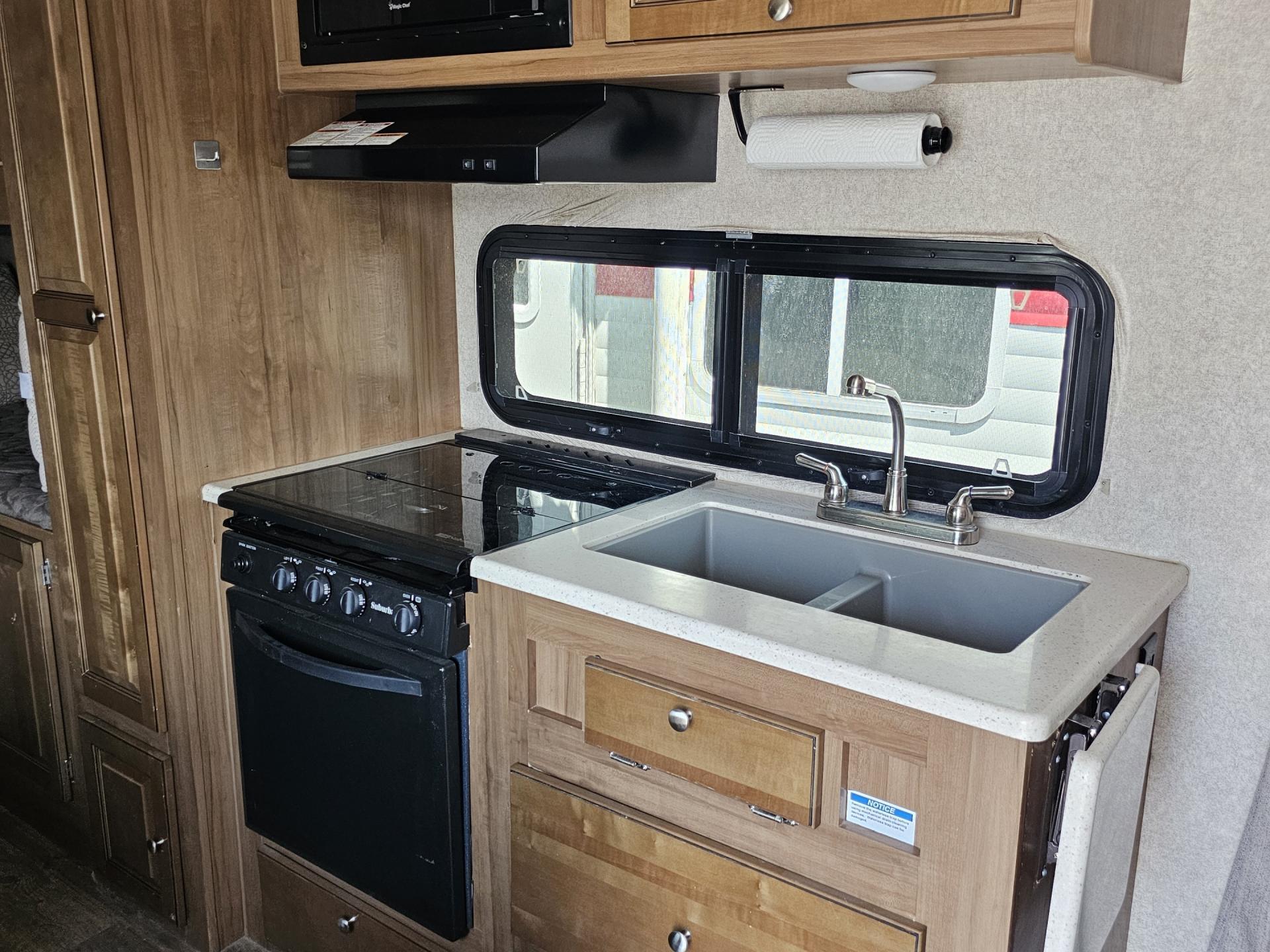 2018 FOREST RIVER ROCKWOOD MINI LITE 2306