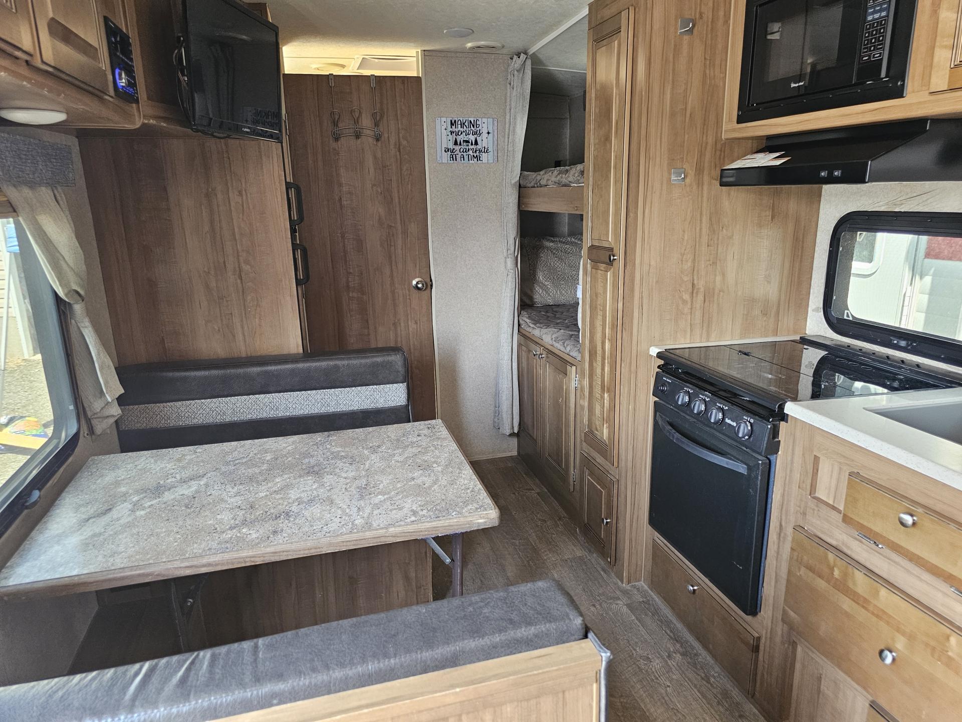 2018 FOREST RIVER ROCKWOOD MINI LITE 2306