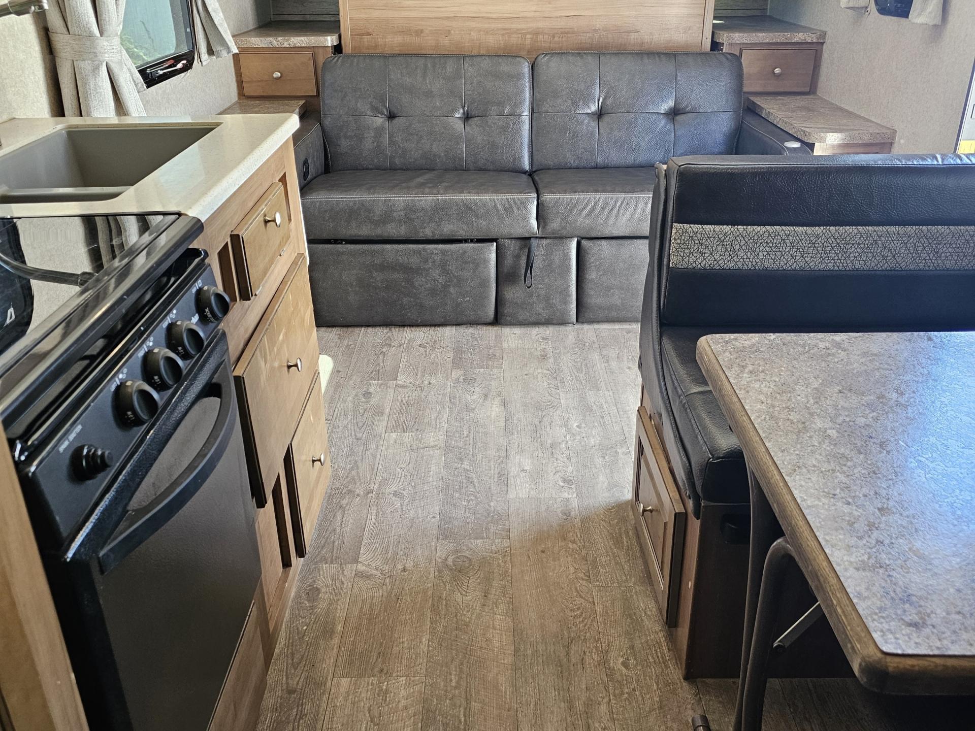 2018 FOREST RIVER ROCKWOOD MINI LITE 2306
